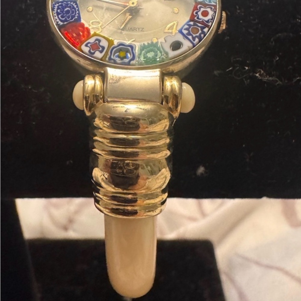Venetiae Quartz Watch Multicolor Bezel, Bangle Band,Gold Dial. Vintage Style - Picture 3 of 4